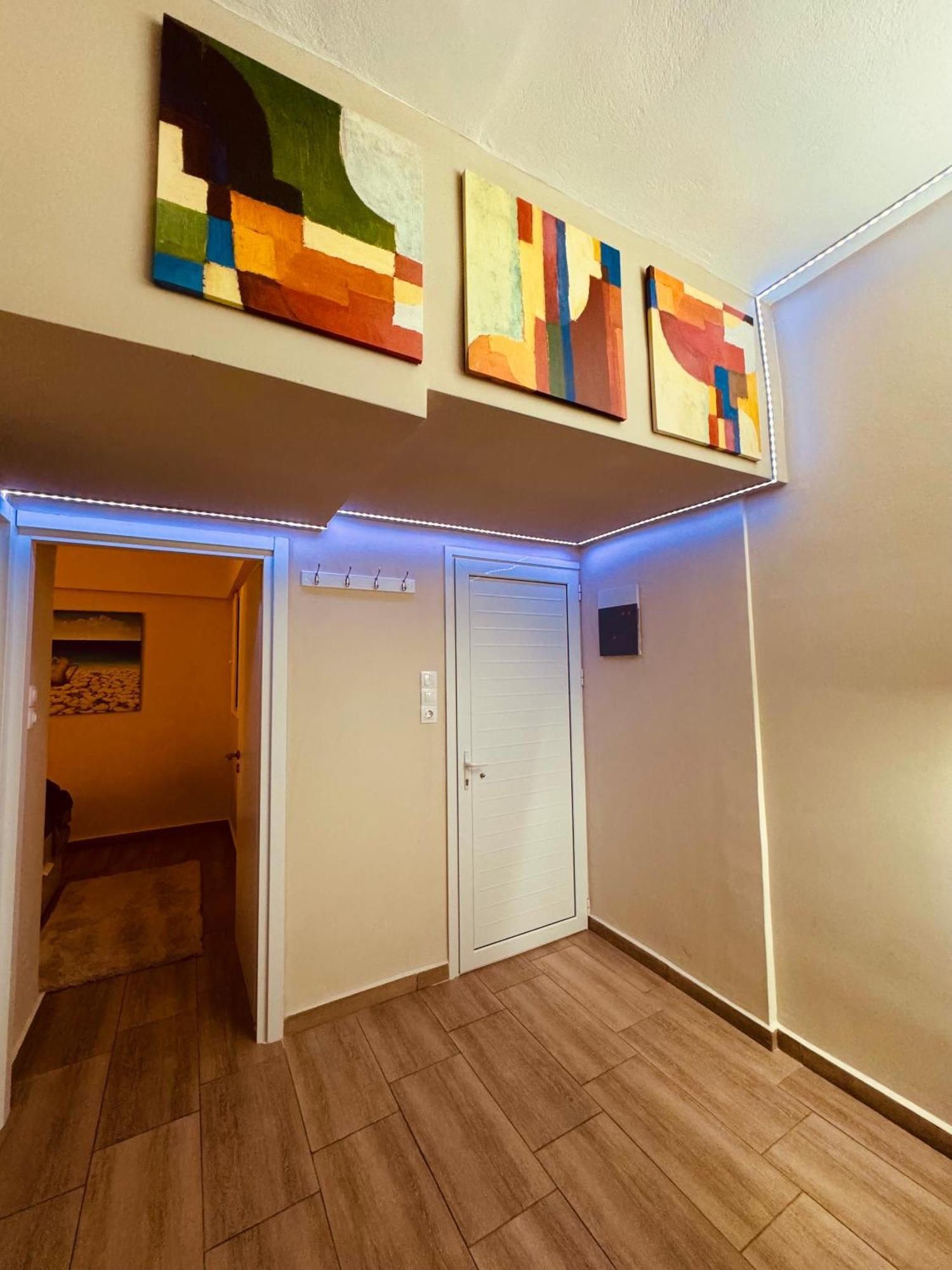 Blue Horizon Gem On The Port Apartment Rafina  Exterior photo