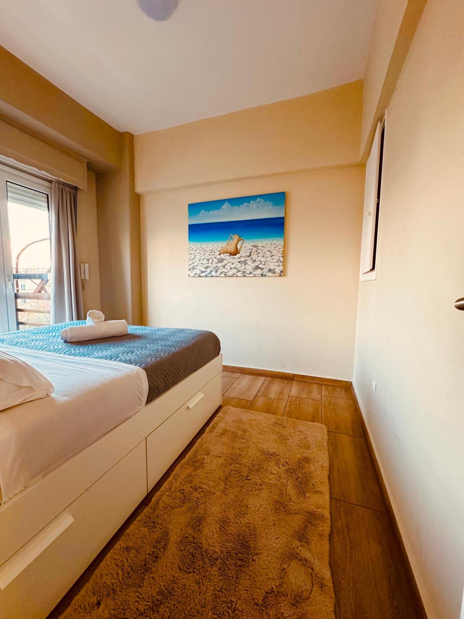 Blue Horizon Gem On The Port Apartment Rafina  Exterior photo